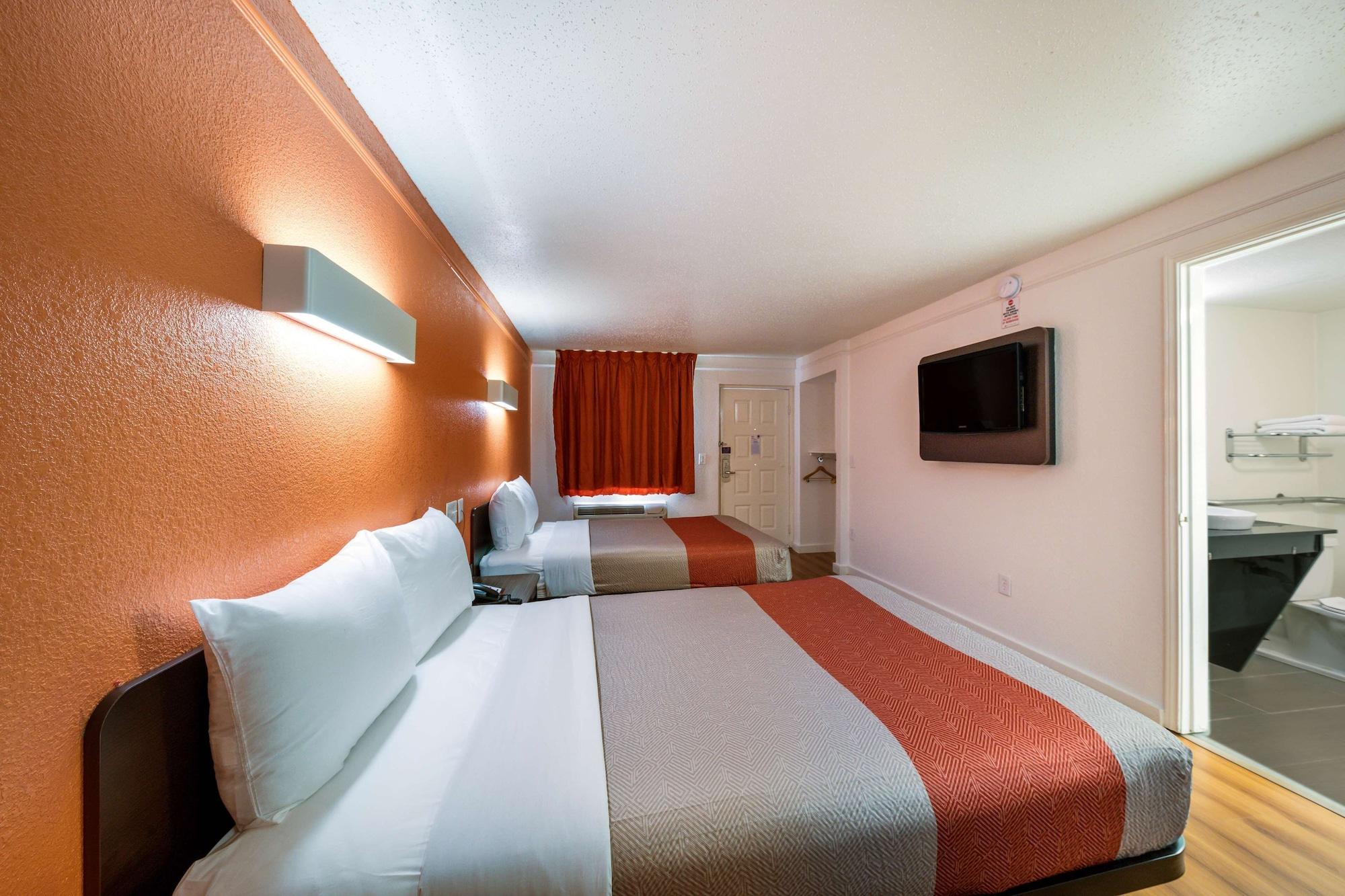 Motel 6-Dallas, TX - Farmers Branch Esterno foto