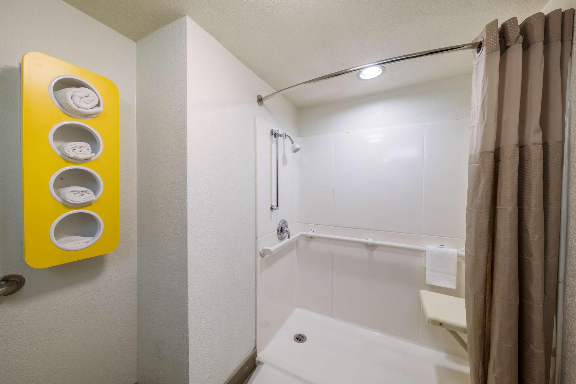 Motel 6-Dallas, TX - Farmers Branch Esterno foto