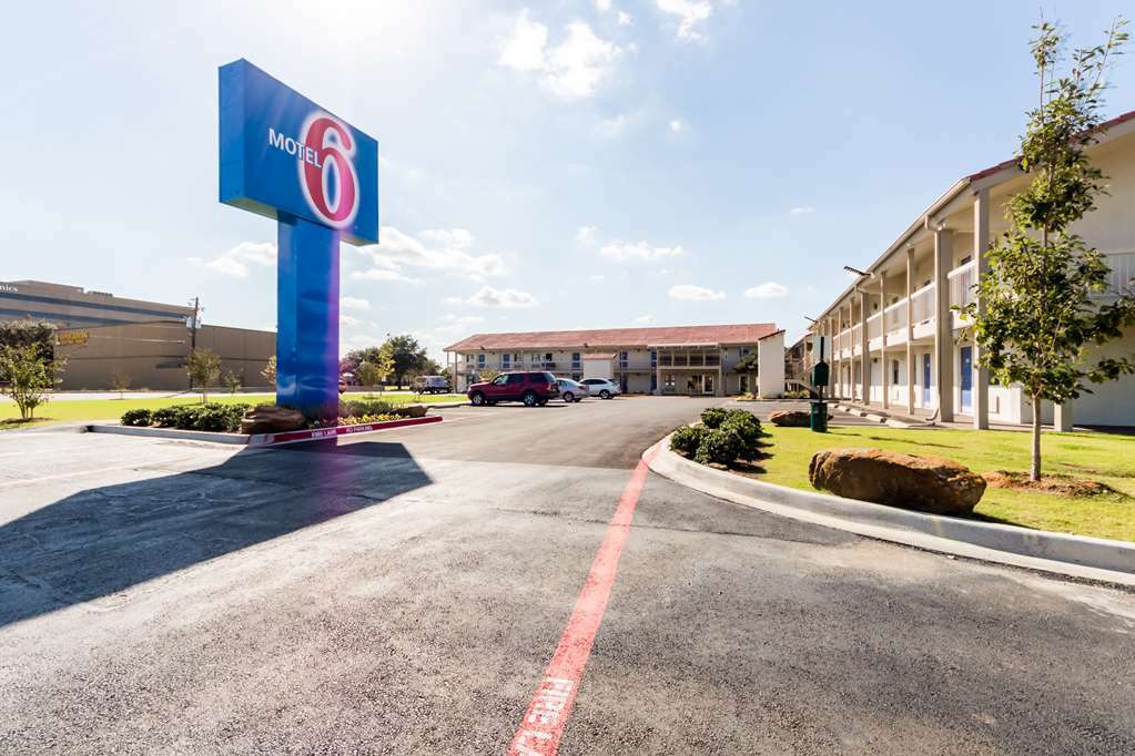 Motel 6-Dallas, TX - Farmers Branch Esterno foto