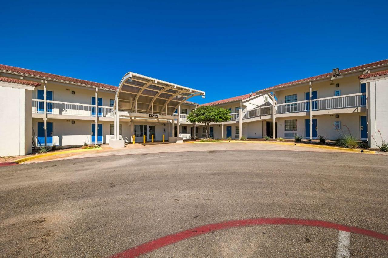 Motel 6-Dallas, TX - Farmers Branch Esterno foto