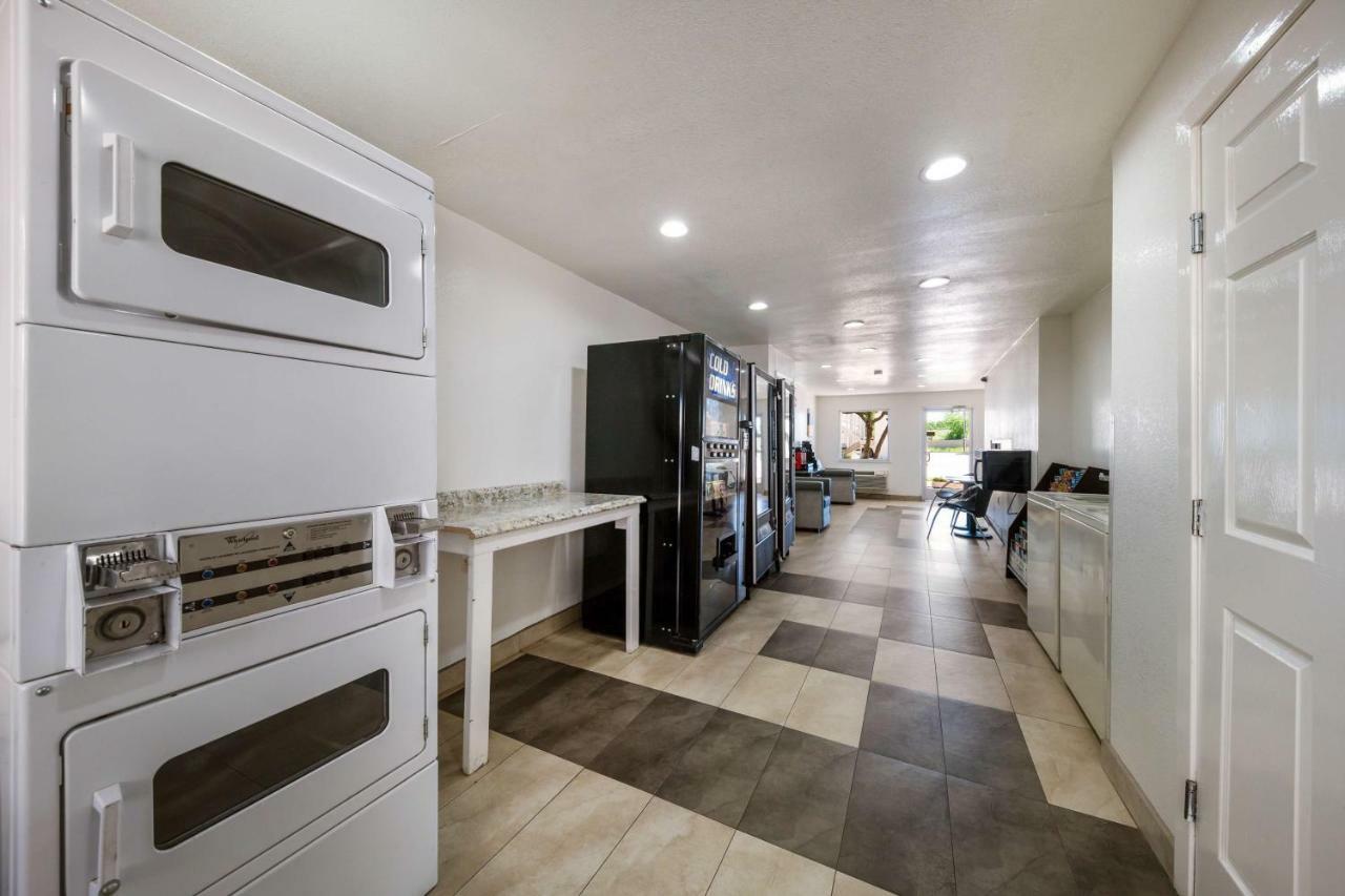 Motel 6-Dallas, TX - Farmers Branch Esterno foto