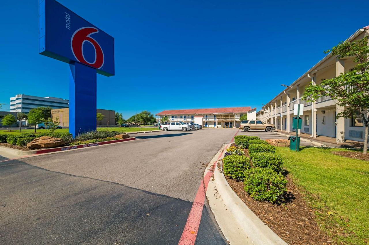 Motel 6-Dallas, TX - Farmers Branch Esterno foto