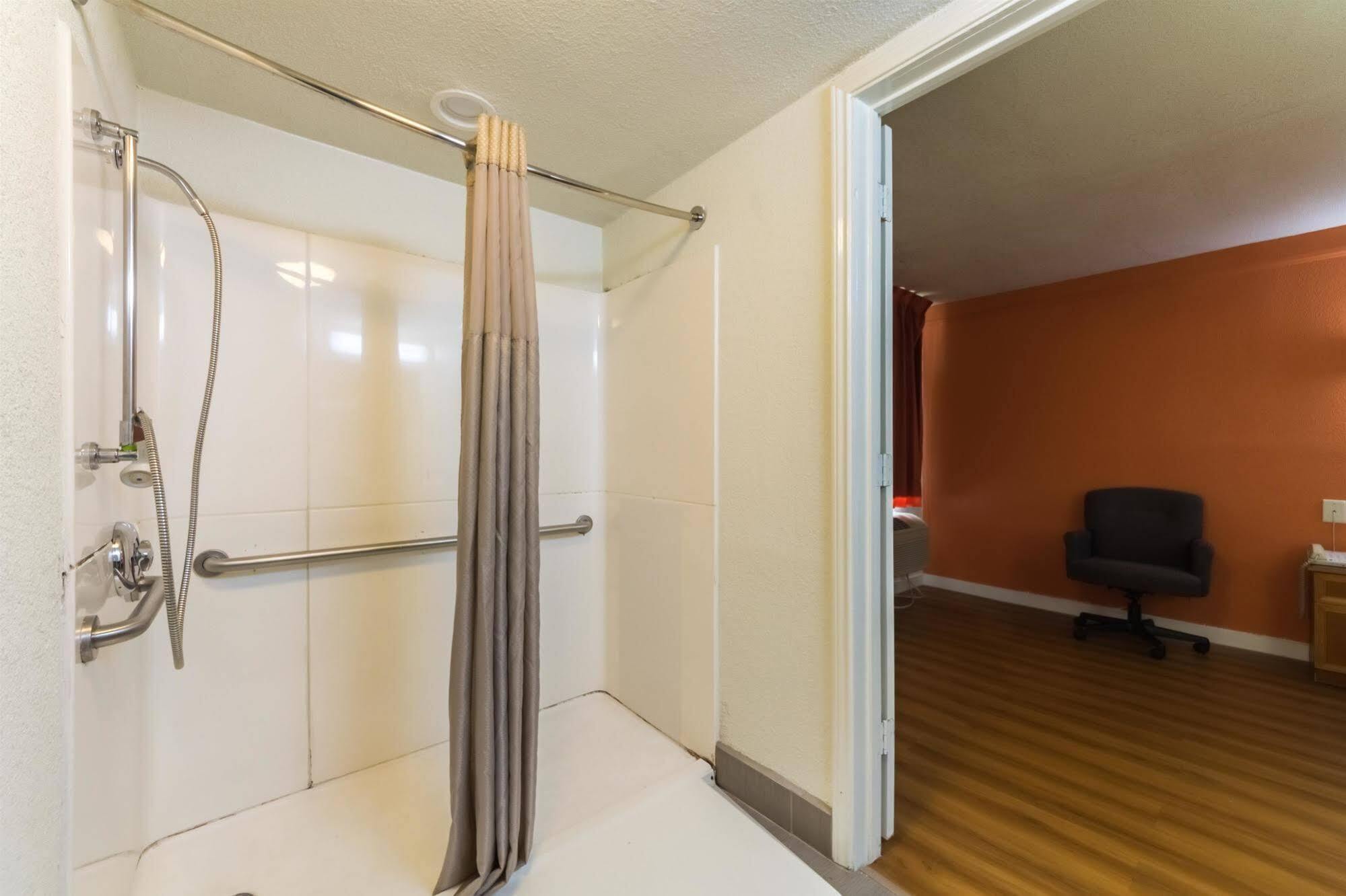 Motel 6-Dallas, TX - Farmers Branch Esterno foto